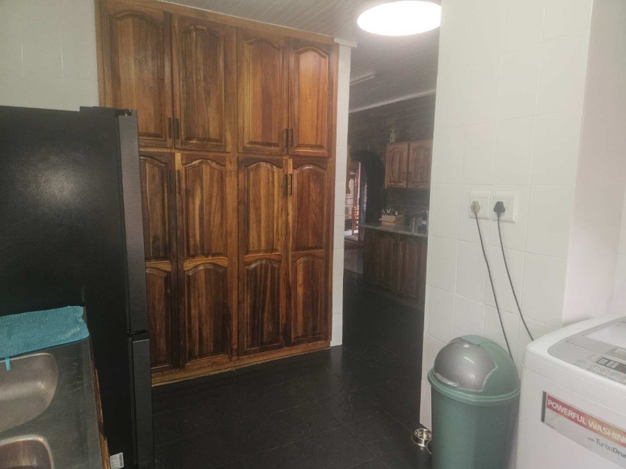 5 Bedroom Property for Sale in Royldene Northern Cape